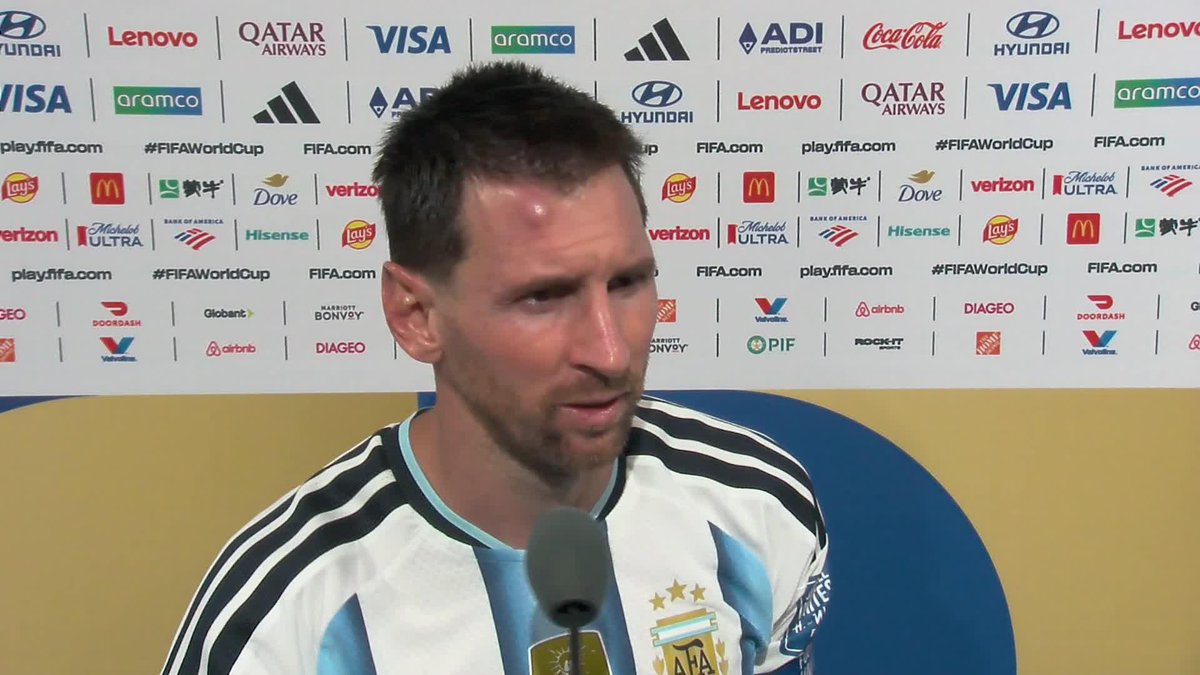 “EN LOS MATA A MATA NADIE TE REGALA NADA” Lionel Messi analizó el encuentro ante Cabo Verde luego de clasificación a octavos de final. #MundialEnDSPORTS #FIFAWorldCup