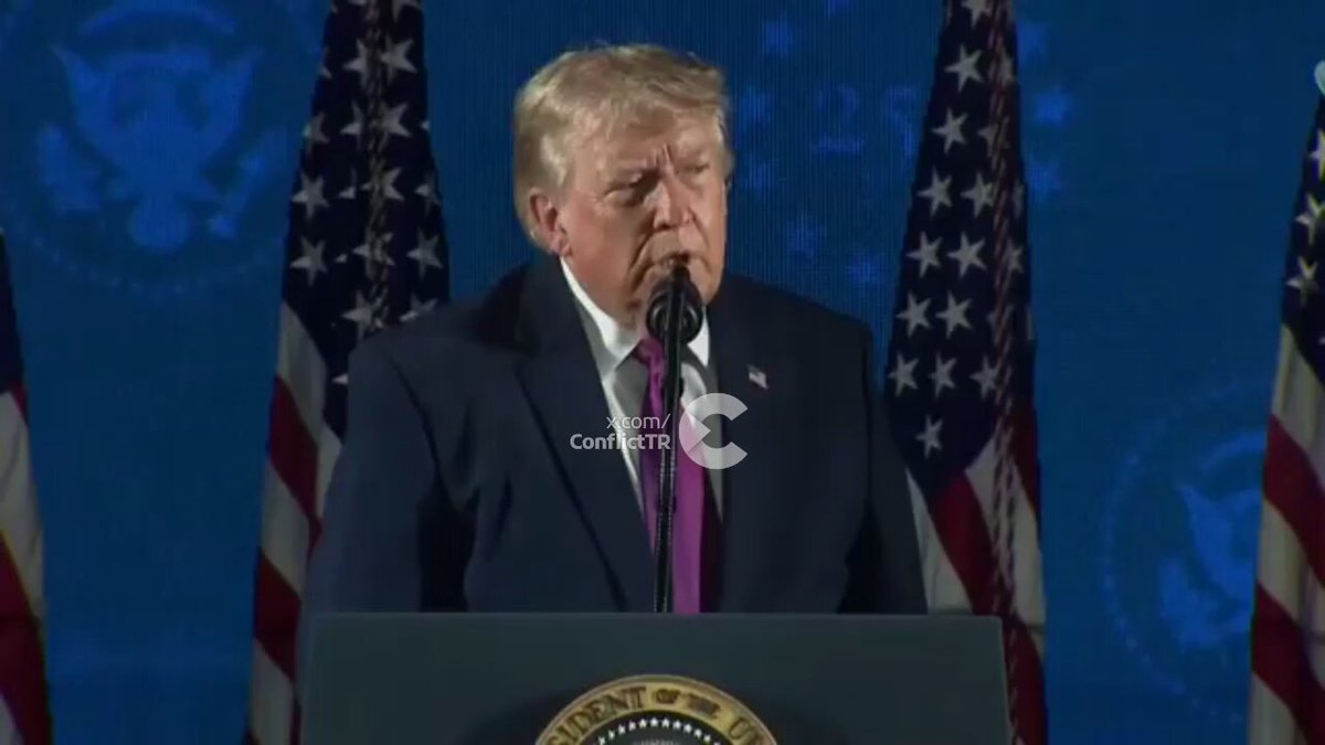 Trump: Karl Marx'a sadık olabilirsiniz ya da Amerika'ya sadık olabilirsiniz. Bir komünist olabilirsiniz ya da bir vatansever olabilirsiniz. İkisi birden olamazsınız.