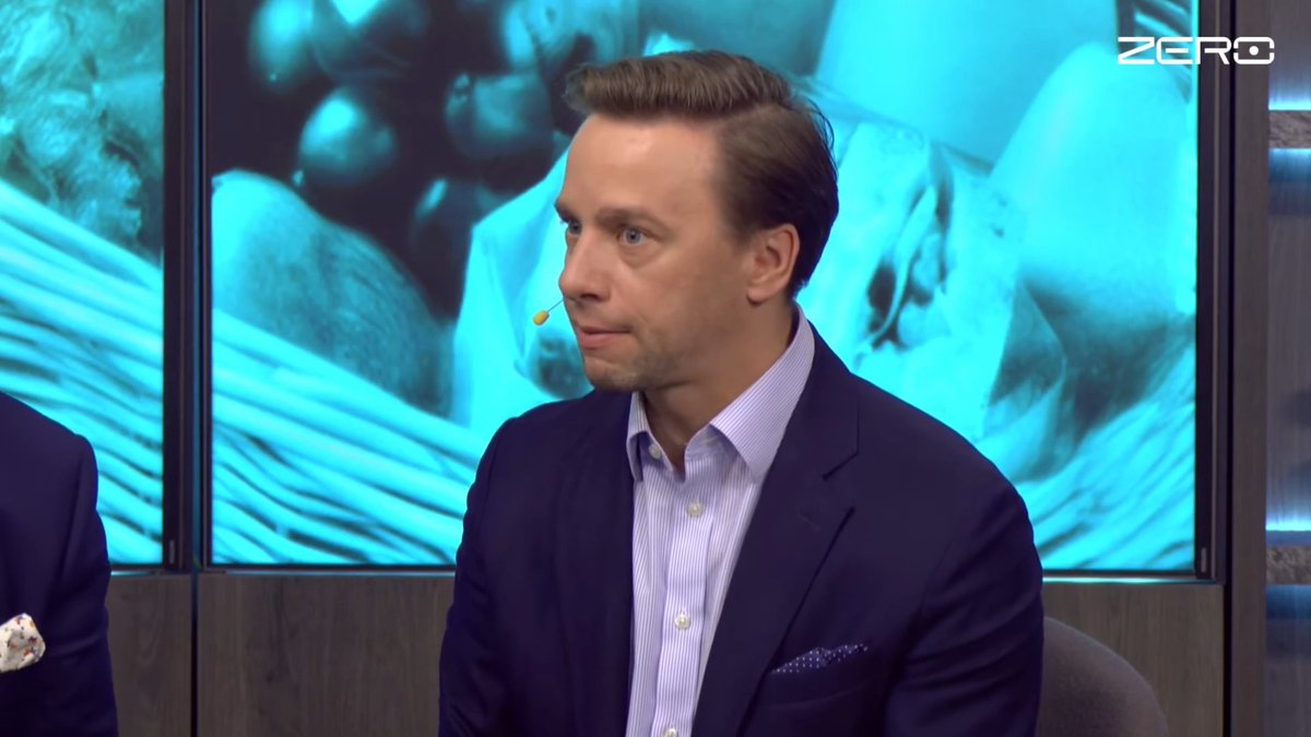 🔴 Krzysztof Bosak: "Nie możemy być głupi i naiwni, bo byliśmy państwem głupim i naiwnym wobec rządu na Ukrainie, podczas gdy oni mieli do nas podejście surowe, aroganckie, asertywne! Dyplomacja ukraińska nie cofnęła się o krok. Bezczelna linia, że mamy się pogodzić, że gloryfikowanie formacji, która wymordowała ponad 100 tys. Polaków ze szczególnym okrucieństwem nie jest przeciwko nam, to haniebna propozycja. Przestrzegam bardzo przed tanimi sztuczkami stosowanymi przez polityków probanderowskich na Ukrainie!" Krzysztof Bosak 🇵🇱 Konfederacja