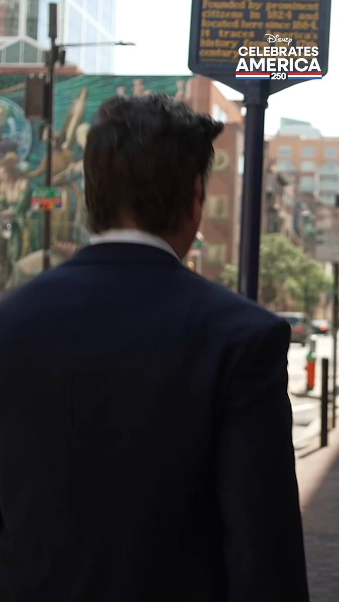 On this day in 1776, the Declaration of Independence was signed in Philadelphia. David Muir is in the room where it all happened -- and goes into the vault holding some of America's founding documents – including the first draft of the U.S. Constitution.