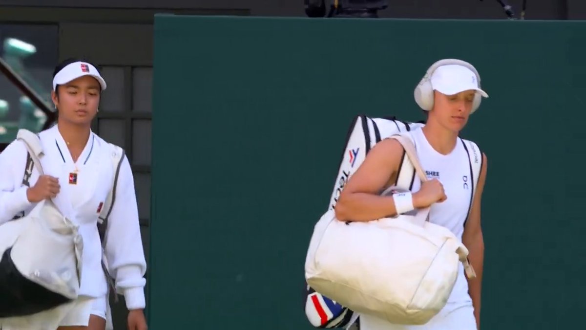👋 Iga Swiatek and Alex Eala We're in for a Centre Court treat... #Wimbledon