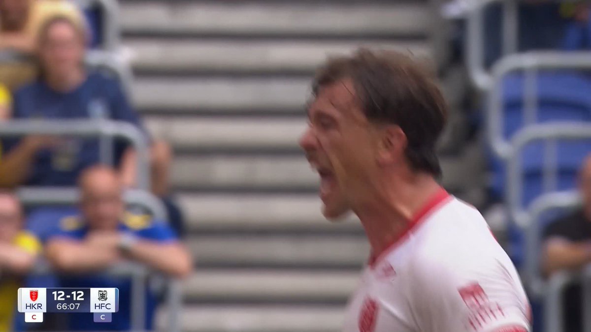 "Hull KR take a huge step towards winning the game!" Jai Whitbread scores a huge try to give Hull KR the lead in the derby 💫
