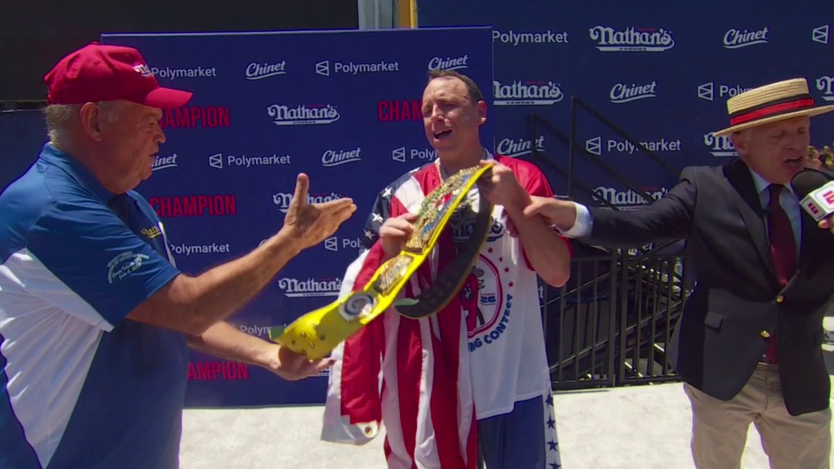 66 hot dogs gives Joey Chestnut his 18th title! 🌭