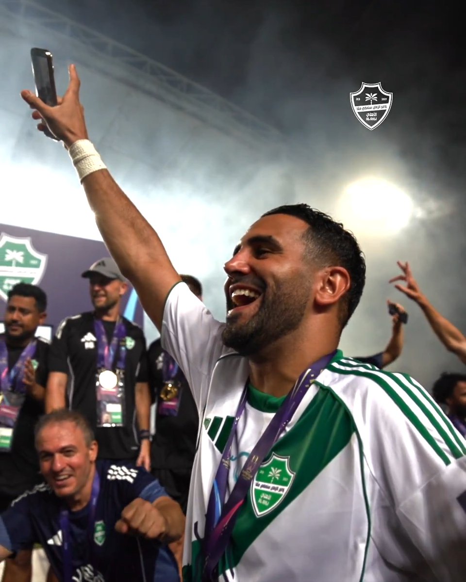 شكرًا رياض محرز 💚 3 سنوات لا يمكن نسيانها.. ستبقى في ذاكرة الأهلاويين للأبد 💚