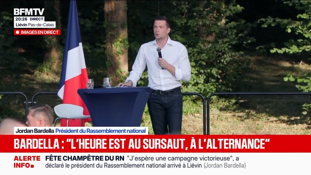 M. Mélenchon est l'incarnation de la gauche radicale, qui glorifie le Hamas, remet en cause la propriété privée et injurie nos forces de l'ordre. Vous le connaissez bien ici, dans le Pas-de-Calais, pour l'avoir défait lorsqu'il a osé venir ici se présenter aux élections !