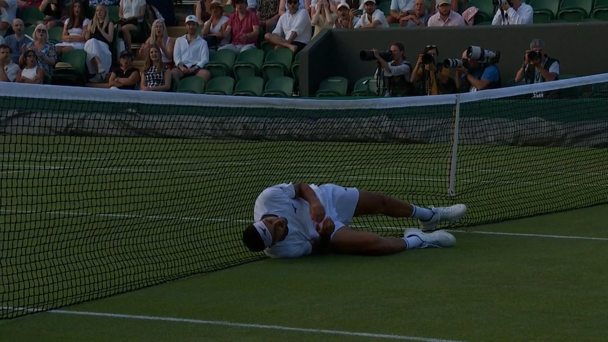 Taylor Fritz and Lorenzo Sonego with a MAGICAL point ๐ช