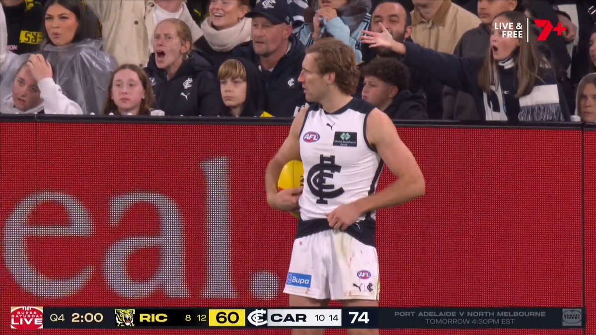 "That's another disgraceful decision ... if Calrton had gone on to lose that game, you would have every right as a Carlton supporter to go berserk." Another one bites the dust 😳