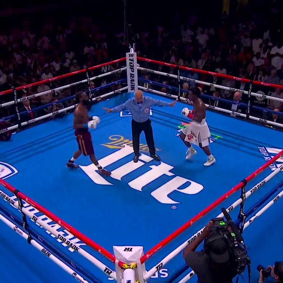 ABDULLAH IS COMING OUT LIKE A MAN POSSESSED. #MasonBell | LIVE on DAZN Boxing & TNT Sports U.S.