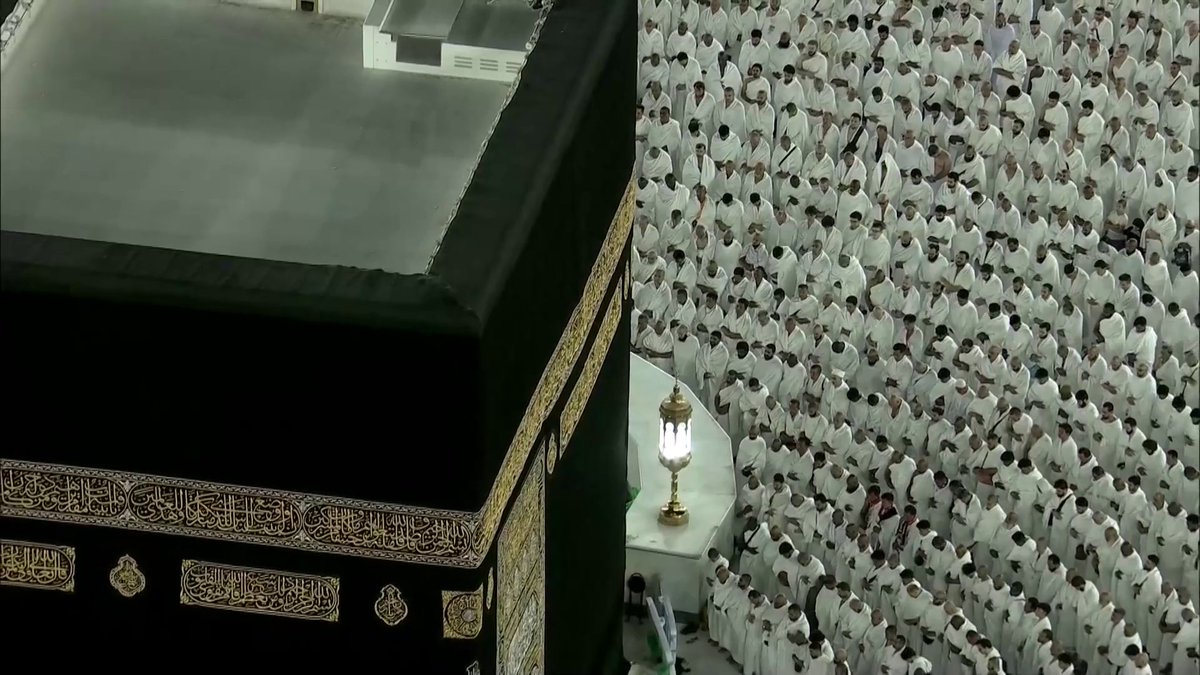 بصوت الشيخ ياسر الدوسري.. تلاوة فجرية تجدد القلوب إيمانا وتملؤها طمأنينة من سورة الجاثية خلال صلاة الفجر في المسجد الحرام