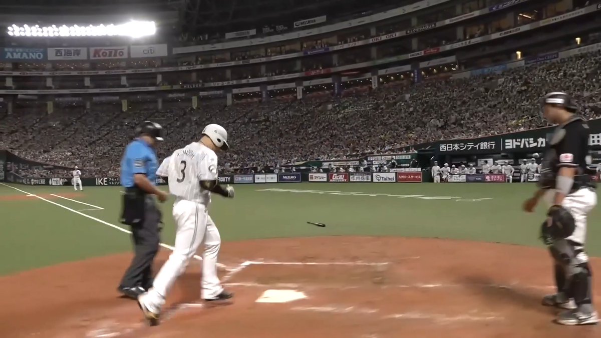 クリ🌰に着々と迫る近藤大明神!✨ まるで第1打席のリプレーを見ているかのような!🔥🔥 福岡ソフトバンク 近藤健介 選手の今シーズン第20号3ランホームラン!🌈 👇ライブ配信・見逃し配信を見る