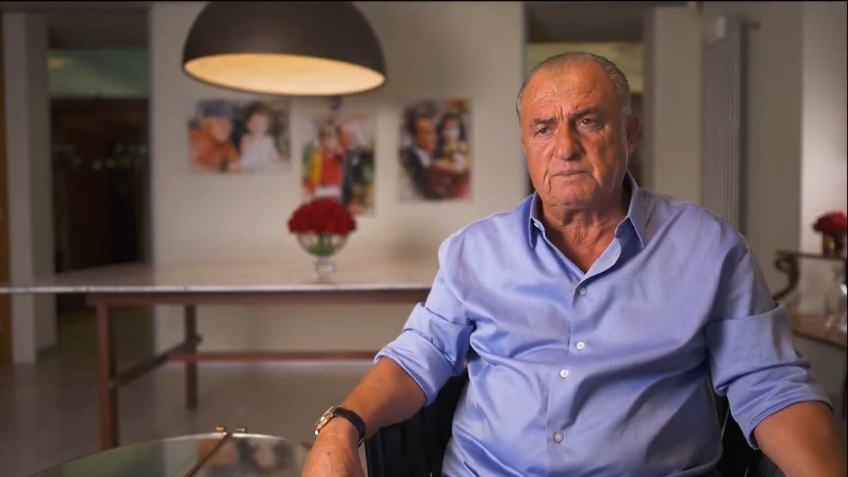 Fatih Terim'den Muslera'ya destek: "O kadar çok başarısı var ki; bazen böyle şeyler olur. Takım halinde kaybetmiştir Uruguay! Hatalar, Muslera'nın kahramanlığını etkilemez. Nokta."
