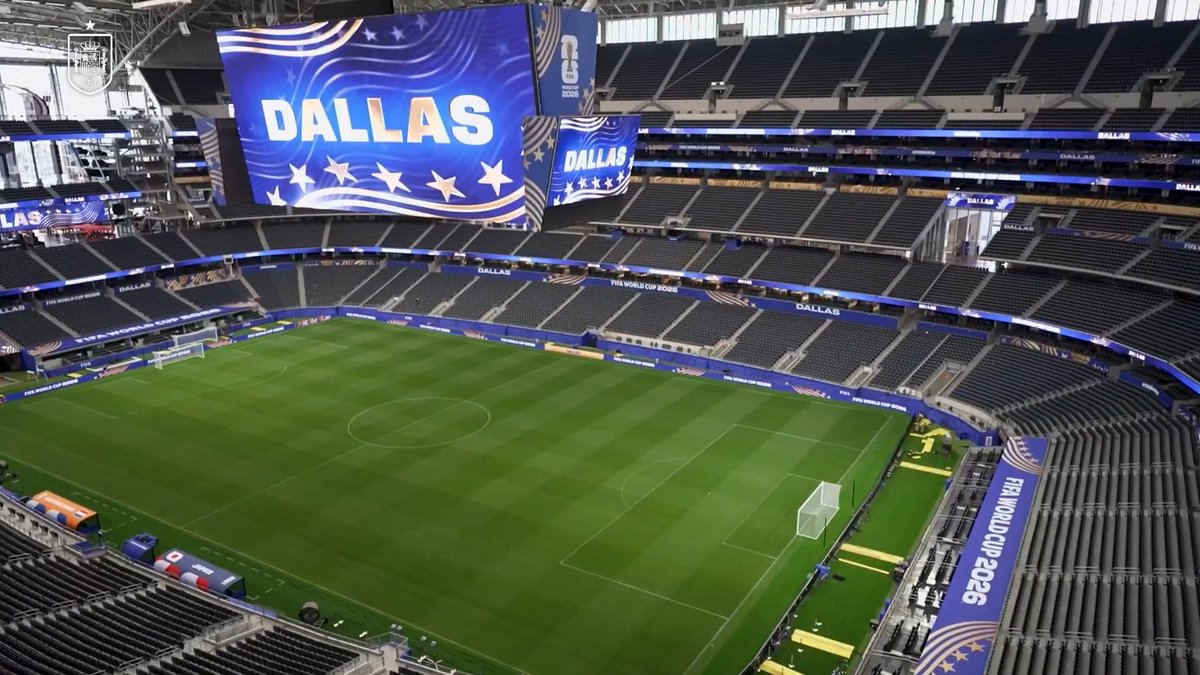 🏟️ Seguimos desbloqueando estadios como gimnasios un maestro Pokémon. ⭐️ El lunes jugamos en esta maravilla de escenario: el Estadio de Dallas. #VamosEspaña | #CopaMundialFIFA