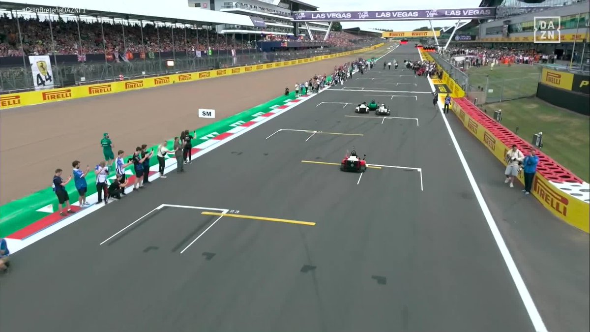SAME ENGINES 👀 Fernando Alonso gana la carrera de LEGO 🙌 #BritishDAZNF1 🇬🇧
