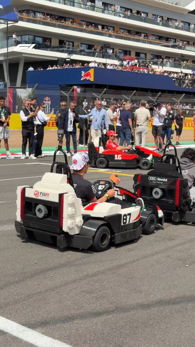 BRICKS EVERYWHERE 😱💥 Ollie Bearman did some real damage to Gabriel Bortoleto's LEGO Minicar as they crossed the line! #F1 #BritishGP
