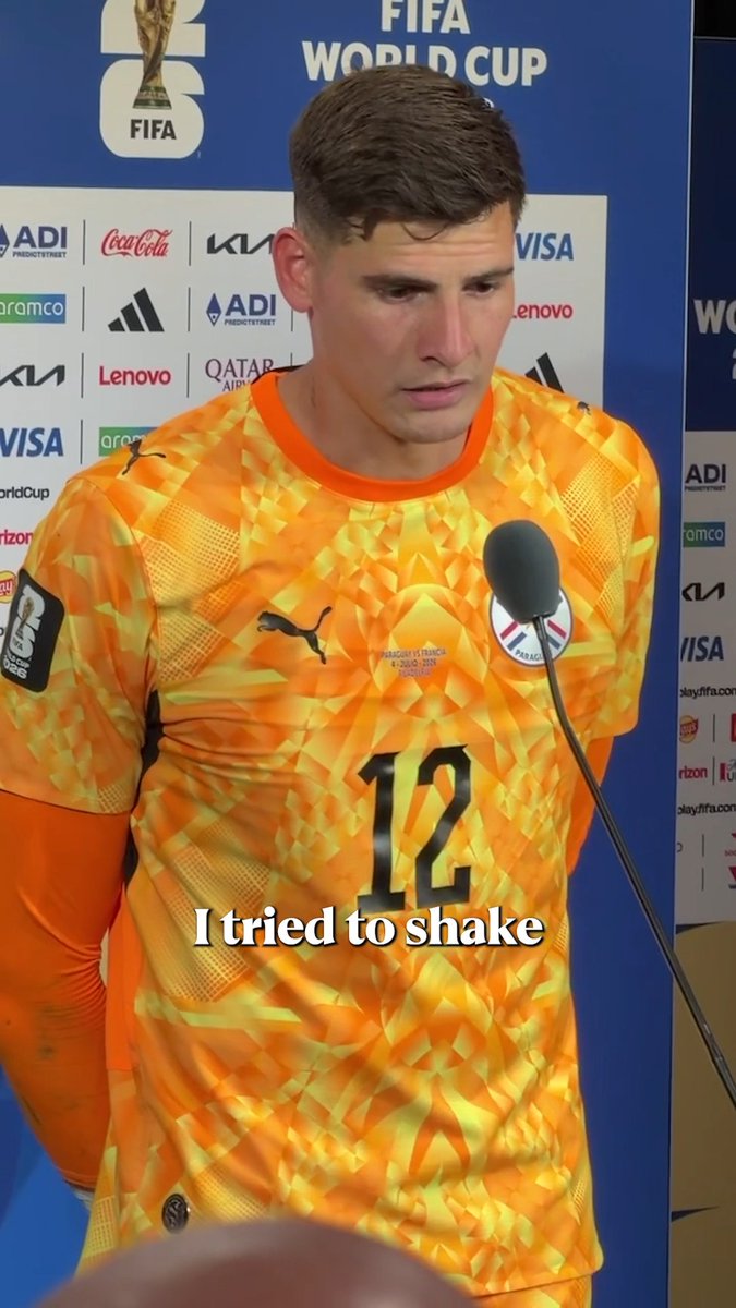 Paraguay keeper Orlando Gill on his moment with Kylian Mbappe at the end of their match against France 👀