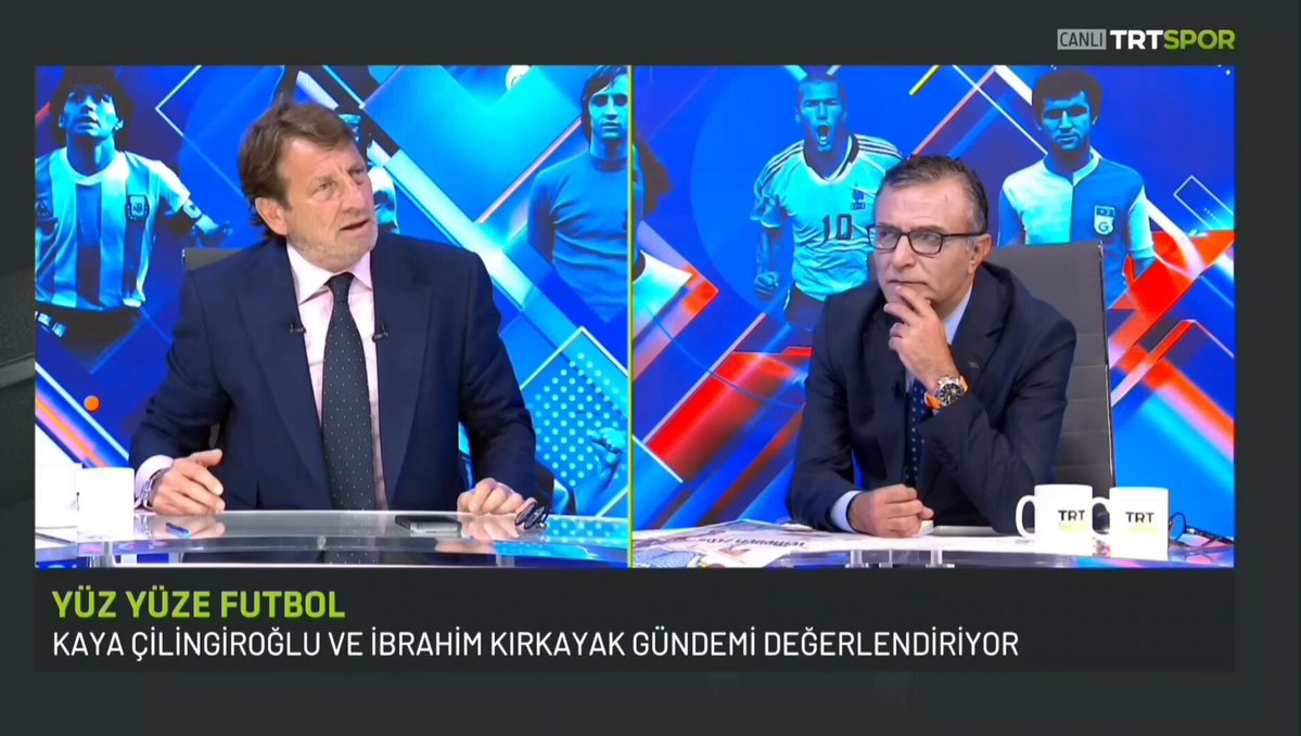 🗣️ Kaya Çilingiroğlu: "Daha lige başlamadan seyircinle kavga ediyorsun. Bilet fiyatları yüzünden atar gider yapıyorsun. Kapalı tribün ne demektir bilir misin? Eski İnönü stadı, Kapalı Tribünü 8 bin kişiydi. Oraya girmek için taraftar değil, fanatik olman lazımdı. Kapalı ruhu öyle bir ruhtu." 💥 "Şimdi Sayın Başkan Serdal Adalı çıkmış Kapalı ruhuna akıl veriyor. Kapalı ruhunu bilen insanlara sen akıl veremezsin Sayın Başkan, atar gider yapamazsın. Sen Beşiktaş Başkanı olarak ayrımcılık yapamazsın. Haklısındır bilet fiyatları bilmem ne falan ama söylemlerini çok dikkatli yapman lazım. Bu kafayla gidersen o kapalı, 6 ay sonra tenekeyle gönderir seni. Kapalı hiç bir şeye benzemez."