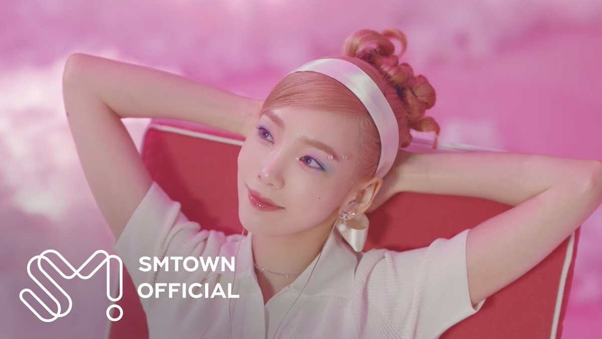 5 years ago today, TAEYEON released ‘Weekend’