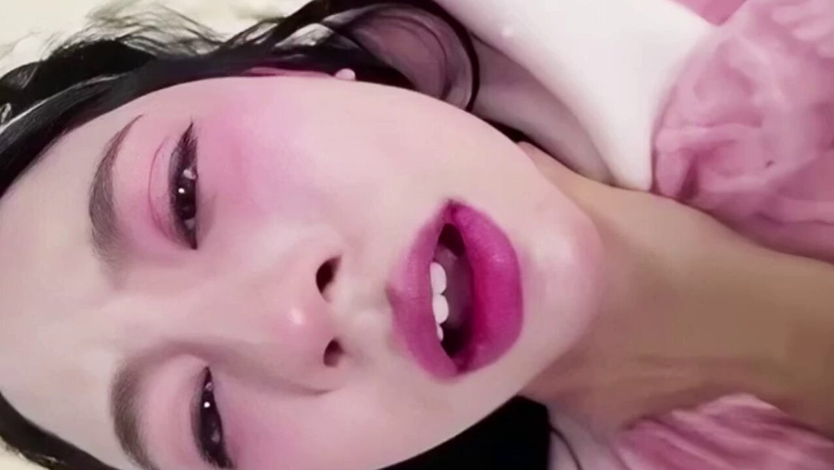做爱时 掐脖子的窒息感 #粉嫩 #母狗婊 #情侣实录