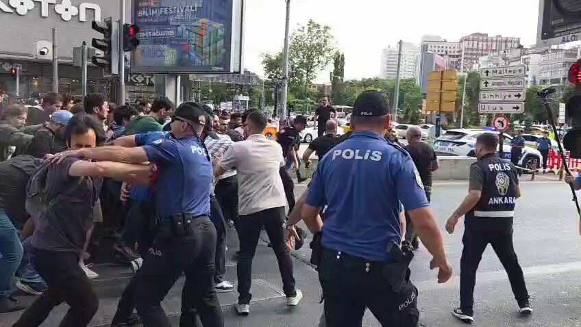TKP'nin NATO protestosuna polis müdahalesi! Aralarında parti yöneticilerinin de olduğu 100’den fazla kişi gözaltına alındı