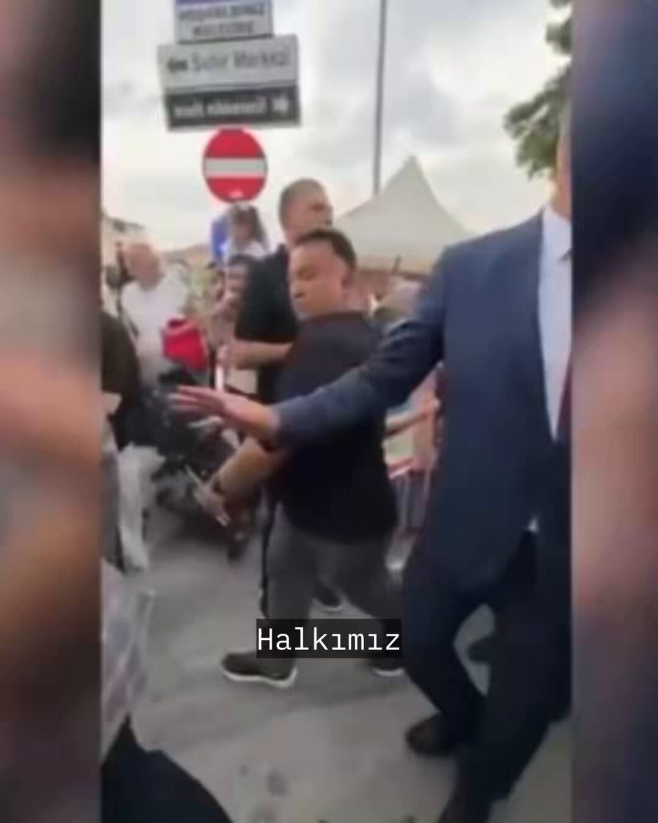 Konya Akşehir'deki Nasrettin Hoca Şenlikleri'nde AK Parti Konya Milletvekili Mehmet Baykan, şenliğe siyaset karıştığı gerekçesiyle sinirlenip alanı terk etti. "Birleştirici, bütünleştirici olması gereken Nasrettin Hoca rolündeki beyefendi siyaset yapmıştır"