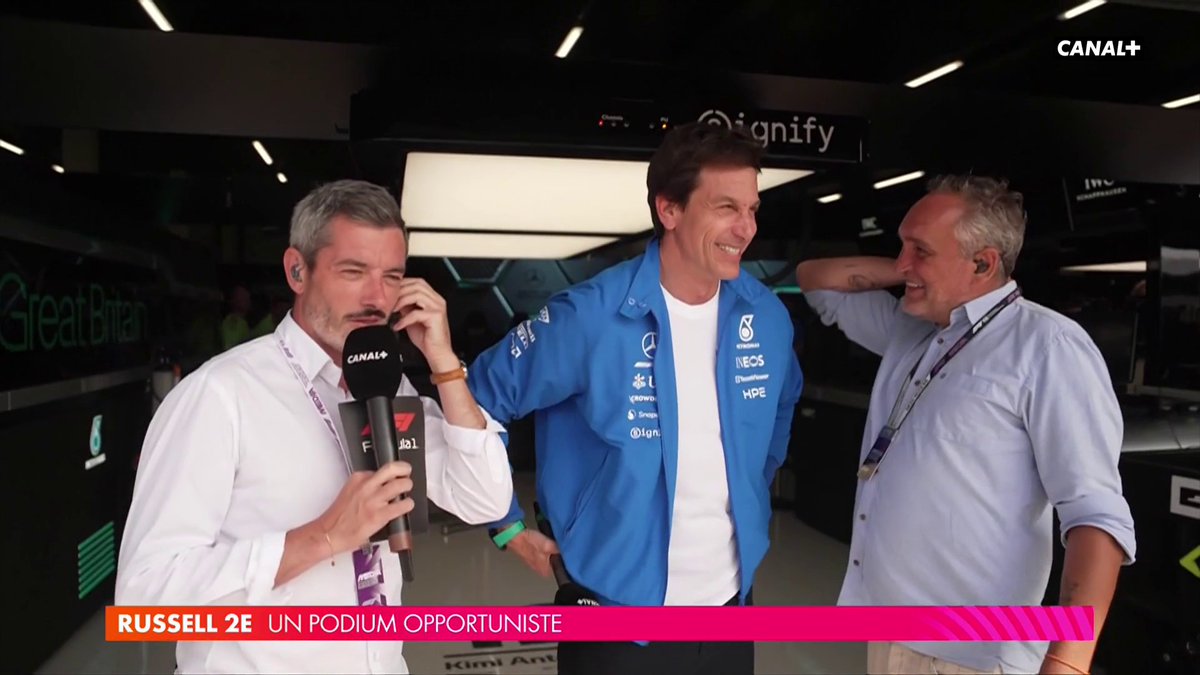 "George, je pense qu'il n'y avait pas de problème avec les lignes droites aujourd'hui." La radio de Toto Wolff à son pilote 👀 Le patron de Mercedes est à notre micro après ce Grand Prix. #BritishGP #F1