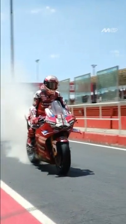 The Ducati Corse riders put on a heck of a show at the #WDW2026 🔴🔥 #MotoGP