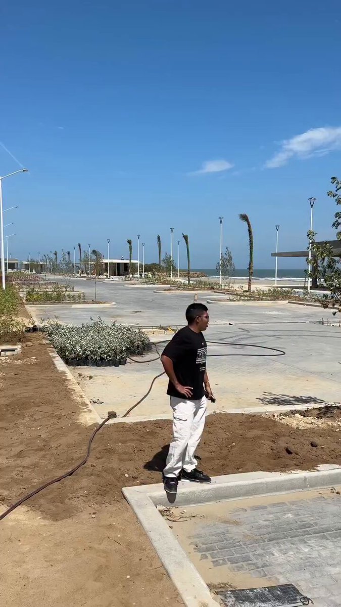 Buenísimo este contenido del creador Adrián Marrugo (@AdrianchoDice) sobre la transformación de #Cartagena en estos 2 años y medio. Gracias por reconocer -con gran creatividad- nuestro trabajo. Veánlo 😉