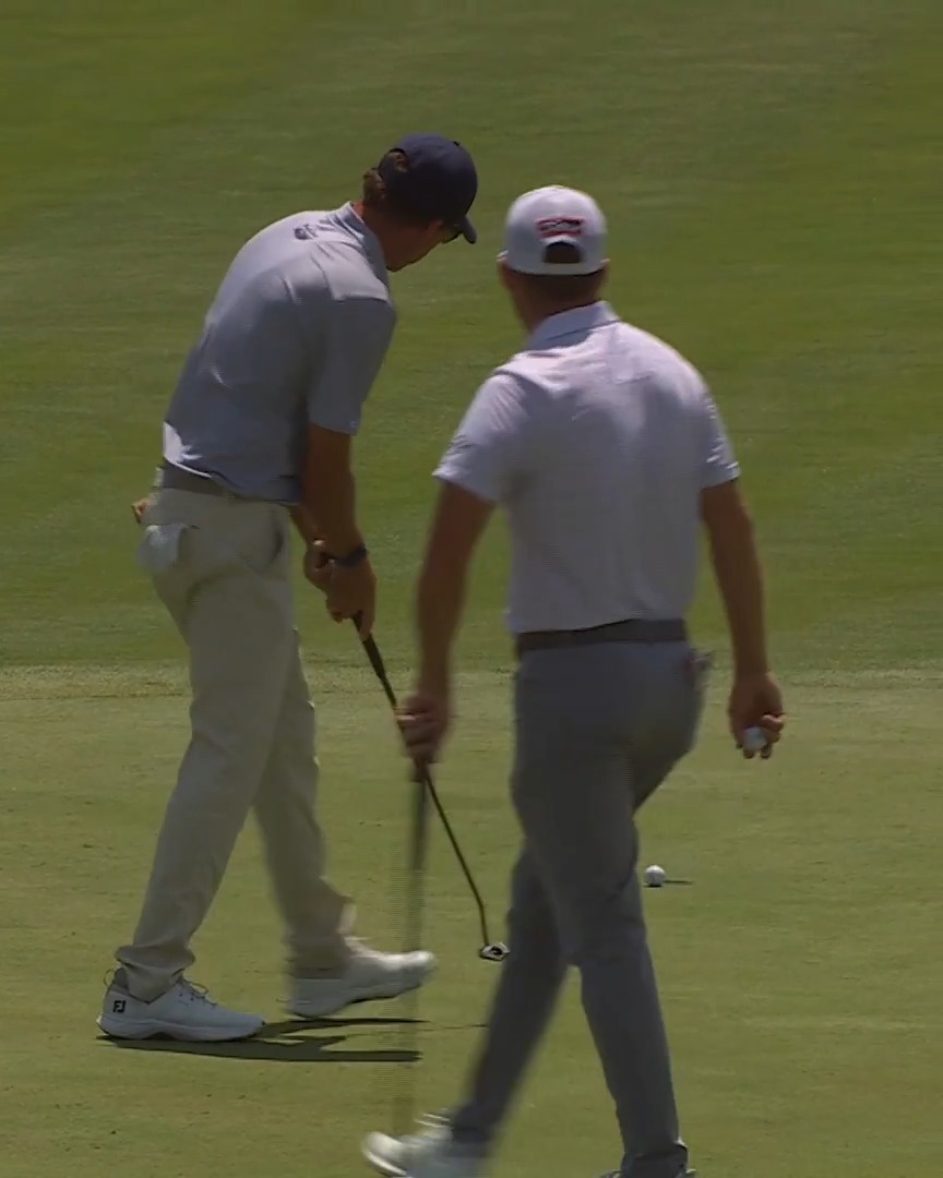 Walking it in 🚶 Ben Kohles gets to 20-under to lead by two @JDClassic. 📺 Golf Channel