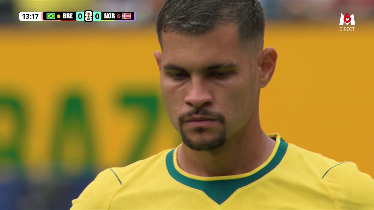 Vous n’êtes pas Neymar Da Silva Santos Junior les gars. Soyez normaux : course d’élan sans arrêt pour envoyer un caramel