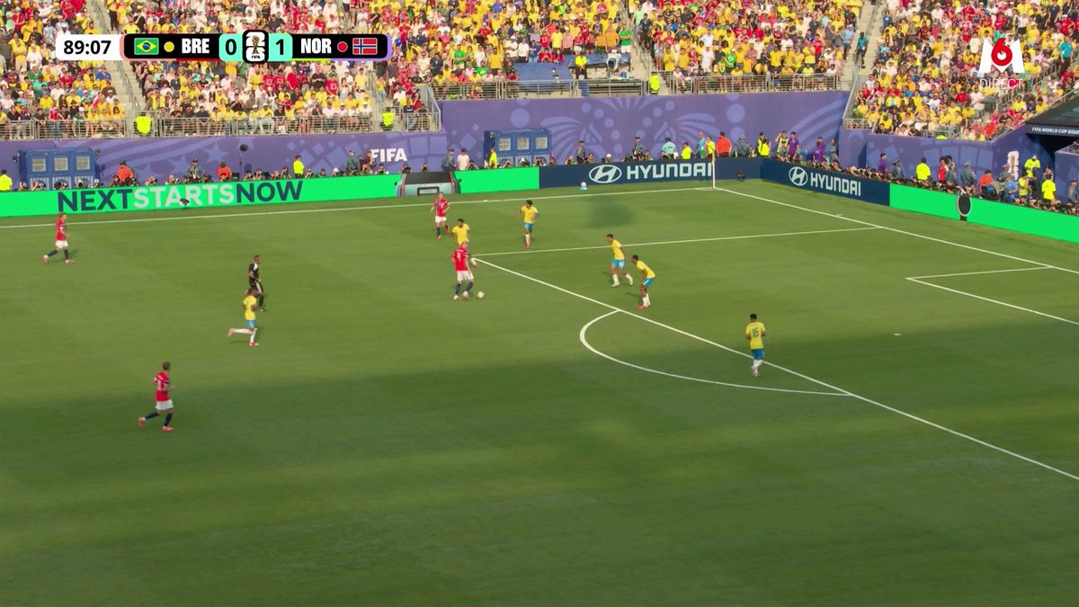 Erling Haaland s'offre un doublé ! ⚽️ D'une frappe croisée à ras de terre depuis l'extérieur de la surface, l'attaquant norvégien trompe Alisson et fait le break. La Norvège mène 2-0. Suivez le match sur M6 et M6+ : #CDM2026 #FIFAWorldCup #BRENOR