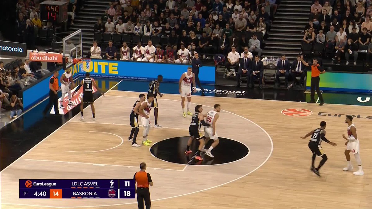 👀 Birçok EuroLeague takımının ilgilendiği Timothé Luwawu-Cabarrot, Real Madrid’e katılmaya daha sıcak bakıyor.(Donatas Urbonas)