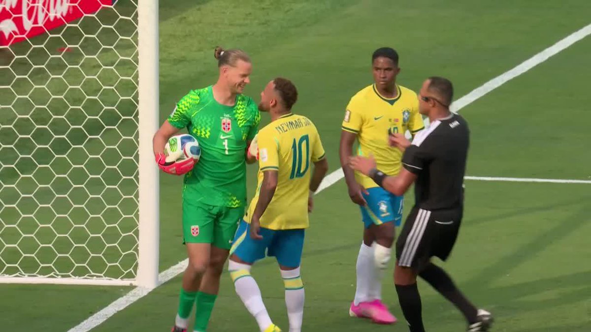 🔥😳 “Pero hermano, te estás quedando afuera. ¿Qué haces?” Los gestos y burlas de Neymar a Nyland luego de meter su penal, que era el 1-2 en el minuto 100