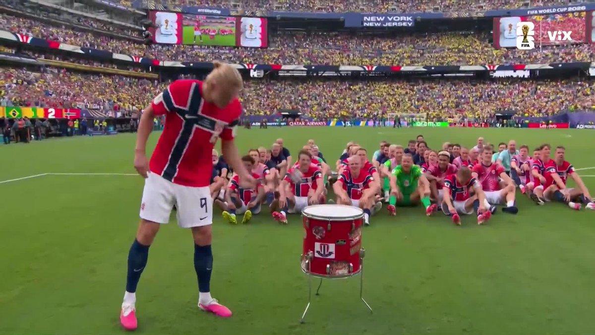 ¡EL MÍTICO FESTEJO DE NORUEGA!🇳🇴✨ ¡La celebración con más aura! #ElMundialEsNuestro y la magia de los Octavos de Final de la Copa Mundial de la FIFA 2026 se vive por Televisa y ViX 🇲🇽🏆