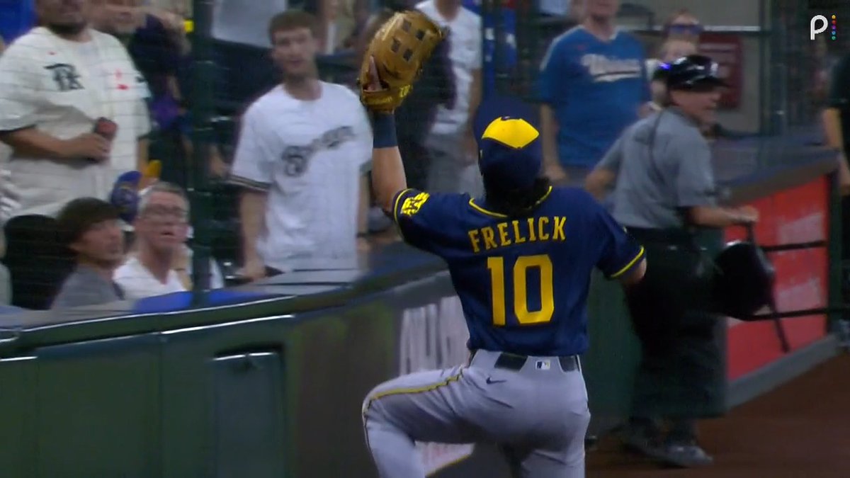 What an incredible catch from Sal Frelick to end this game! #Brewers earn a series win over the Diamondbacks.