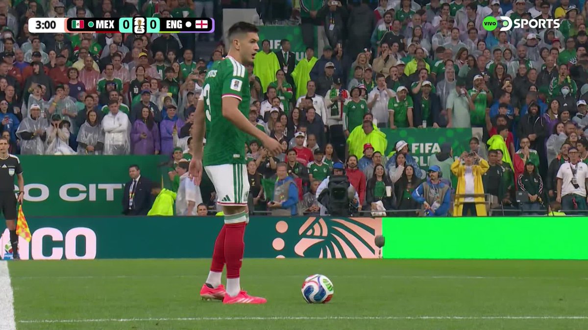 no pueden gritar OLE estando 0-0 al minuto 3 !!! es un papelon