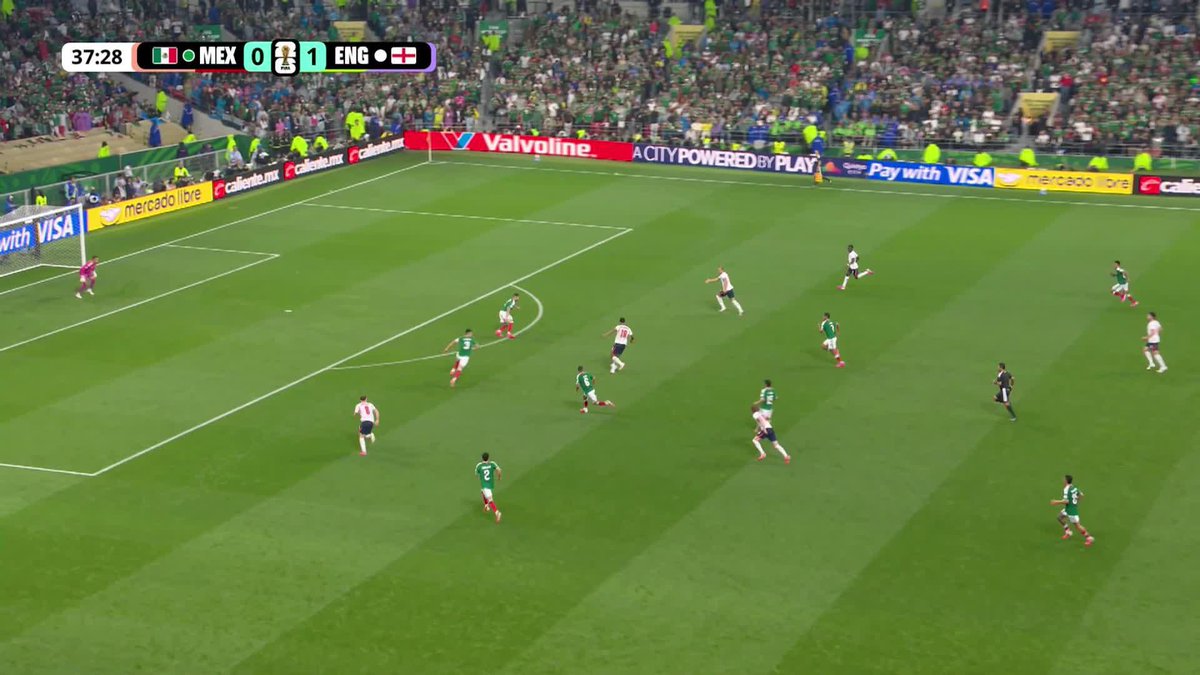 BELLINGHAM AGAIN SECONDS LATER! Jude Bellingham has England up 2-0 with the quickest of goals. #FIFAWorldCup