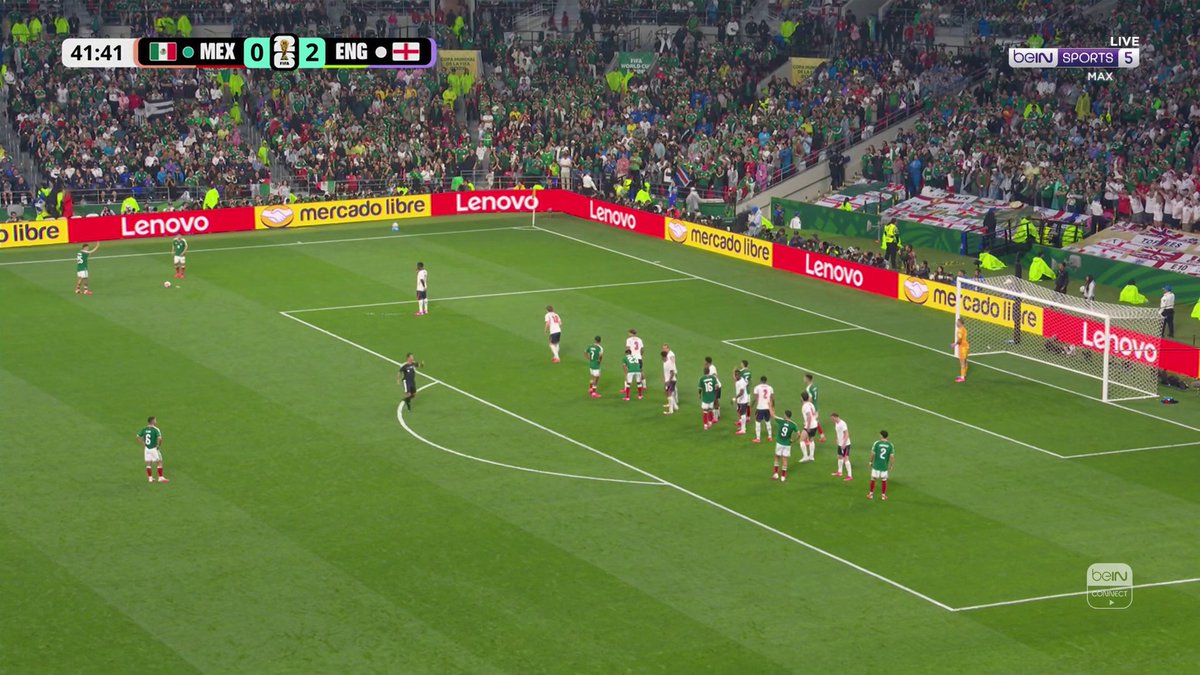 GOAL! Quiñones pulls one back, and it’s game on at Mexico City Stadium! 🤯 🇲🇽 Mexico 1-2 England 🏴󠁧󠁢󠁥󠁮󠁧󠁿 #FIFAWorldCup | #beINWC26 | #Mexico