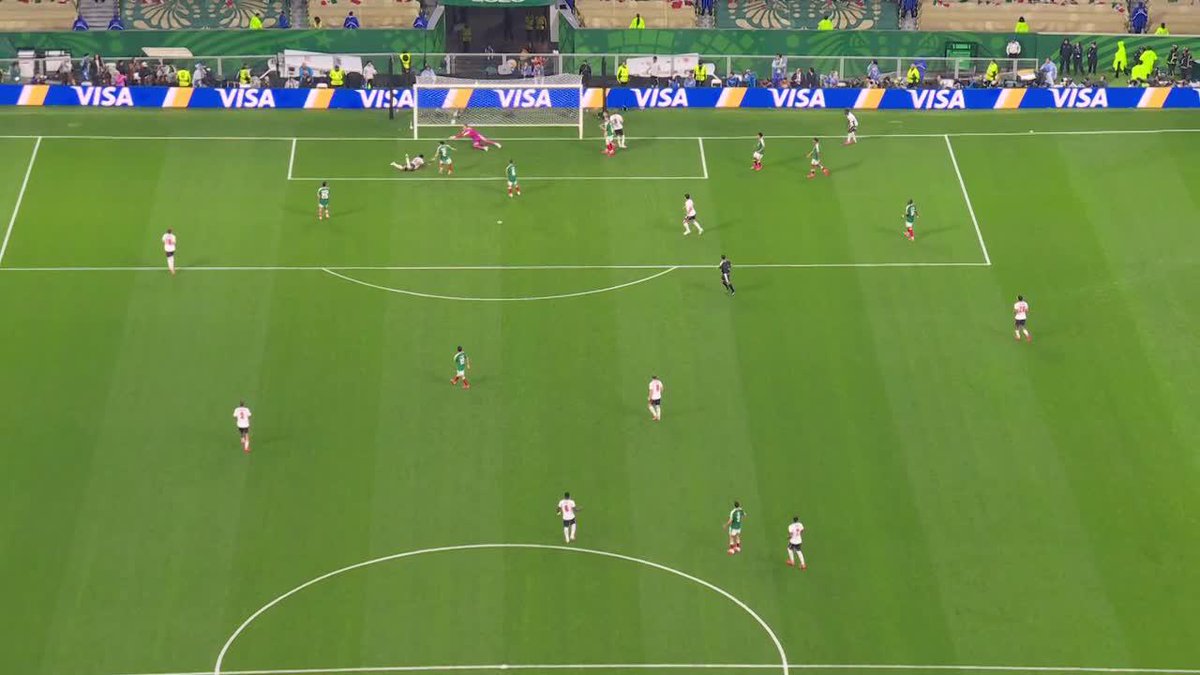 PARA ENMARCAR: el GOLAZO de Bellingham para el 1-0 parcial de Inglaterra vs. México DESDE ARRIBA. TOP. ⚽ #ESPNMundial 📺 Mirá los mejores partidos de la #FIFAWorldCup por ESPN, en el Plan Premium de #DisneyPlus