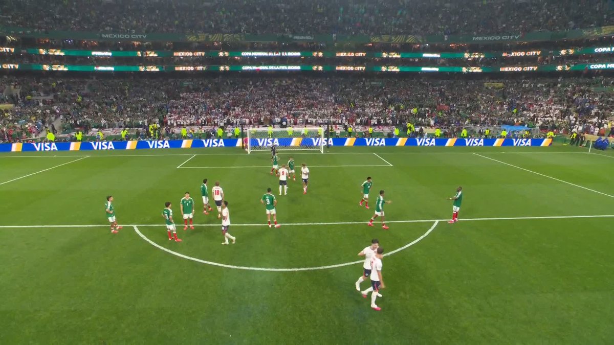 It's what he does! 🤩 Huge penalty from the skipper regains England's crucial two-goal lead over co-hosts Mexico 🇲🇽