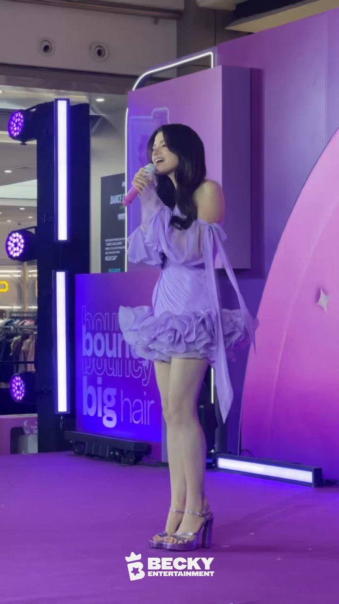 Skin by Rebecca Armstrong at the Sunsilk Bouncy Big Hair Exclusive Event with Becky 🪽💌✨💜 REBECCA X SUNSILK #BeckyxSunsilkBouncyBigHair #SunsilkxBecky #SunsilkThailand #SunsilkBouncyBigHair