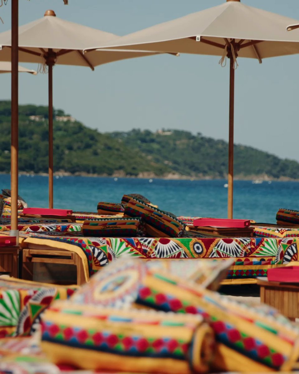 #DolceGabbana returns for the fourth consecutive year to the renowned Casa Amor beach club and, for the first time, to its beachfront La Casita in Saint-Tropez with the unmistakable colours and craftsmanship of #DGCarretto. Discover more at #DGCasa #MadeInItaly