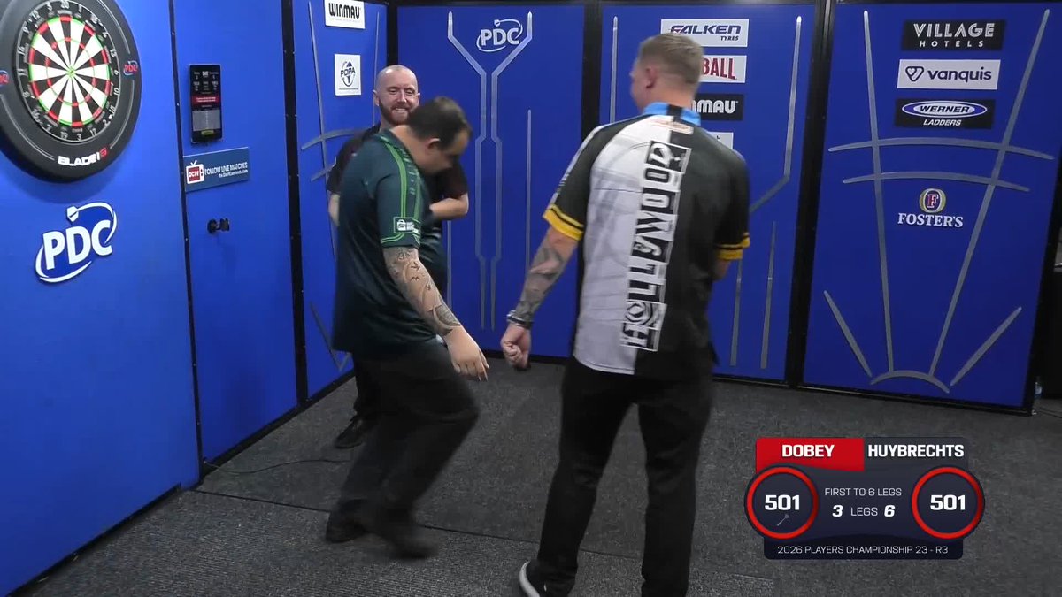 HUYBRECHTS KEEPS HIS HOPES ALIVE! Kim Huybrechts keeps his World Matchplay hopes alive, as the Belgian beats Chris Dobey 6-3 and continues on to hunt for the final spot at the Winter Gardens! 📺 #PC23
