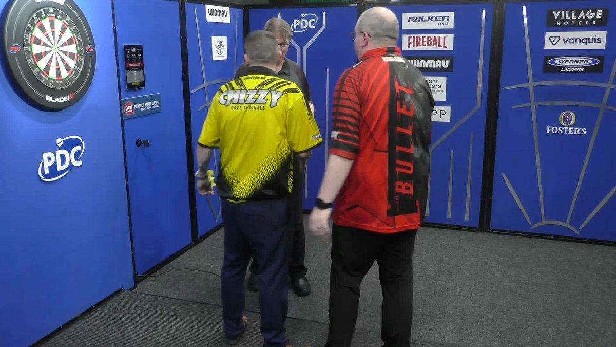 CHIZZY DEFEATS BUNTING! How important might that be in the World Matchplay race? 👀 Dave Chisnall edges closer to a World Matchplay return after downing Stephen Bunting 6-4! 📺 #PC23