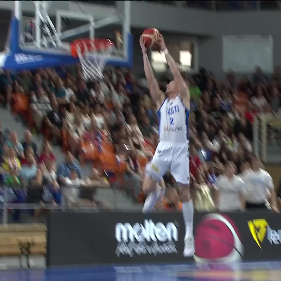 🔥 Sander Raieste la recupera y se luce en el mate #FIBAWC | #StepItUp