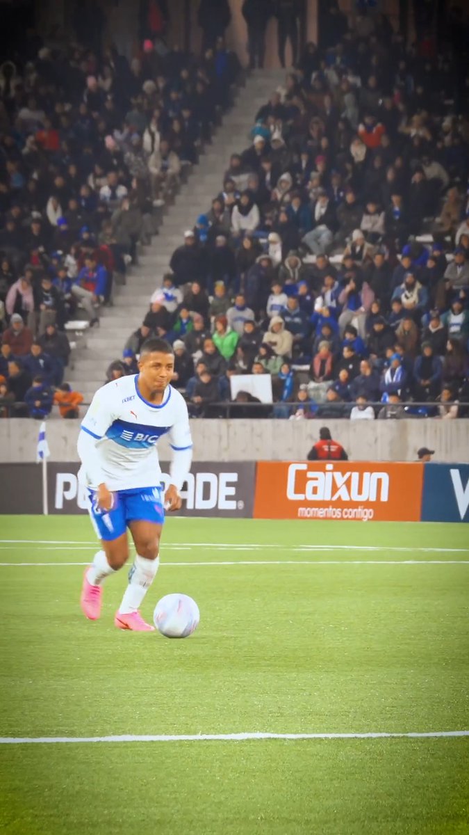 𝐄𝐋 𝐏𝐑𝐈𝐌𝐄𝐑 𝐆𝐎𝐋 𝐃𝐄 𝐉𝐇𝐎𝐉𝐀𝐍 🇨🇴⚪🔵 🔝 Calidad total del parce para igualar el partido y registrar su primer ⚽ por La Franja. ¡Vamos por más! ✊
