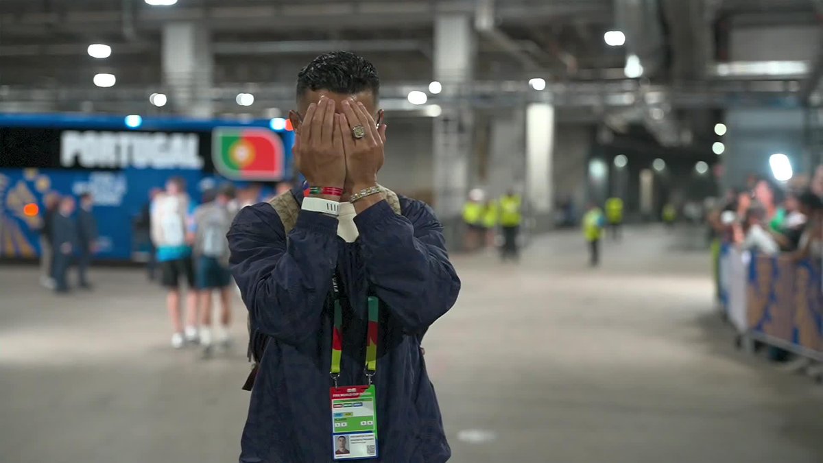 El gestito de Cristiano Ronaldo al llegar al estadio 🫣 #DAZNMundial #FIFAWorldCup