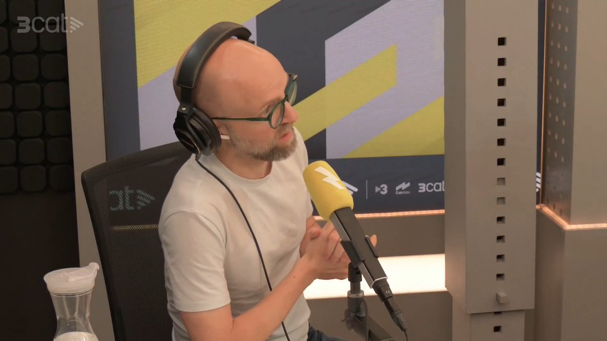 ⚠️ Canvi de rumb a la banqueta del Barça de bàsquet Ernest Macià 🎙🎧: "El Barça acaba de comunicar a l’entorn de Paolo Galbiati que ara mateix no compta amb ell"