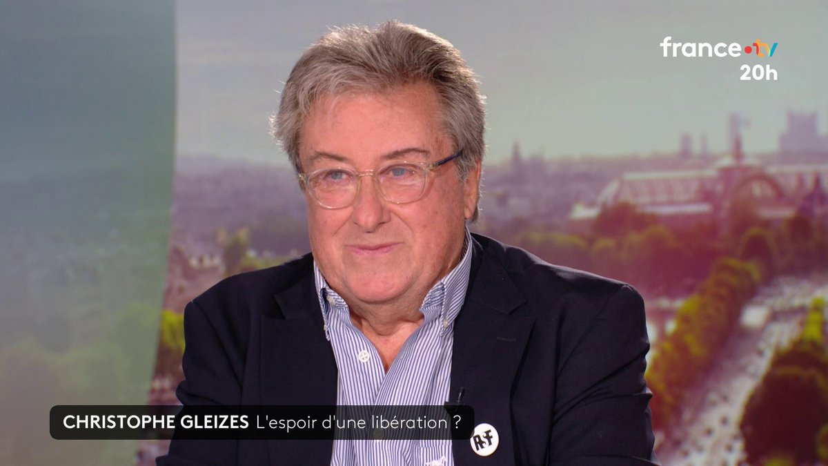 🔴🗣️"Les Bleus, c'est le seul bonheur de Christophe dans sa prison", déclare Francis Godard, beau-père du journaliste Christophe Gleizes. "Il regarde les matchs" dit-il avant de s'exprimer directement aux joueurs : "Offrez à Christophe cette Coupe du monde." #JT20h