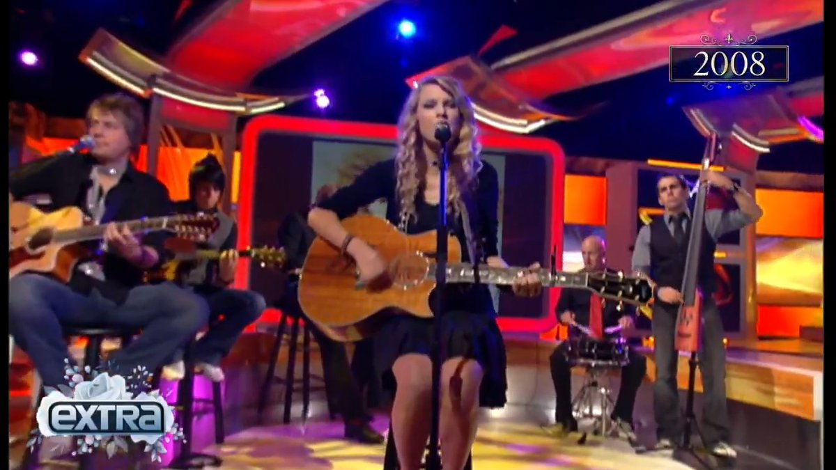 Taylor Swift rewind: Her first "Extra" appearance at just 16 and her first performance on our stage! 🫶🎶