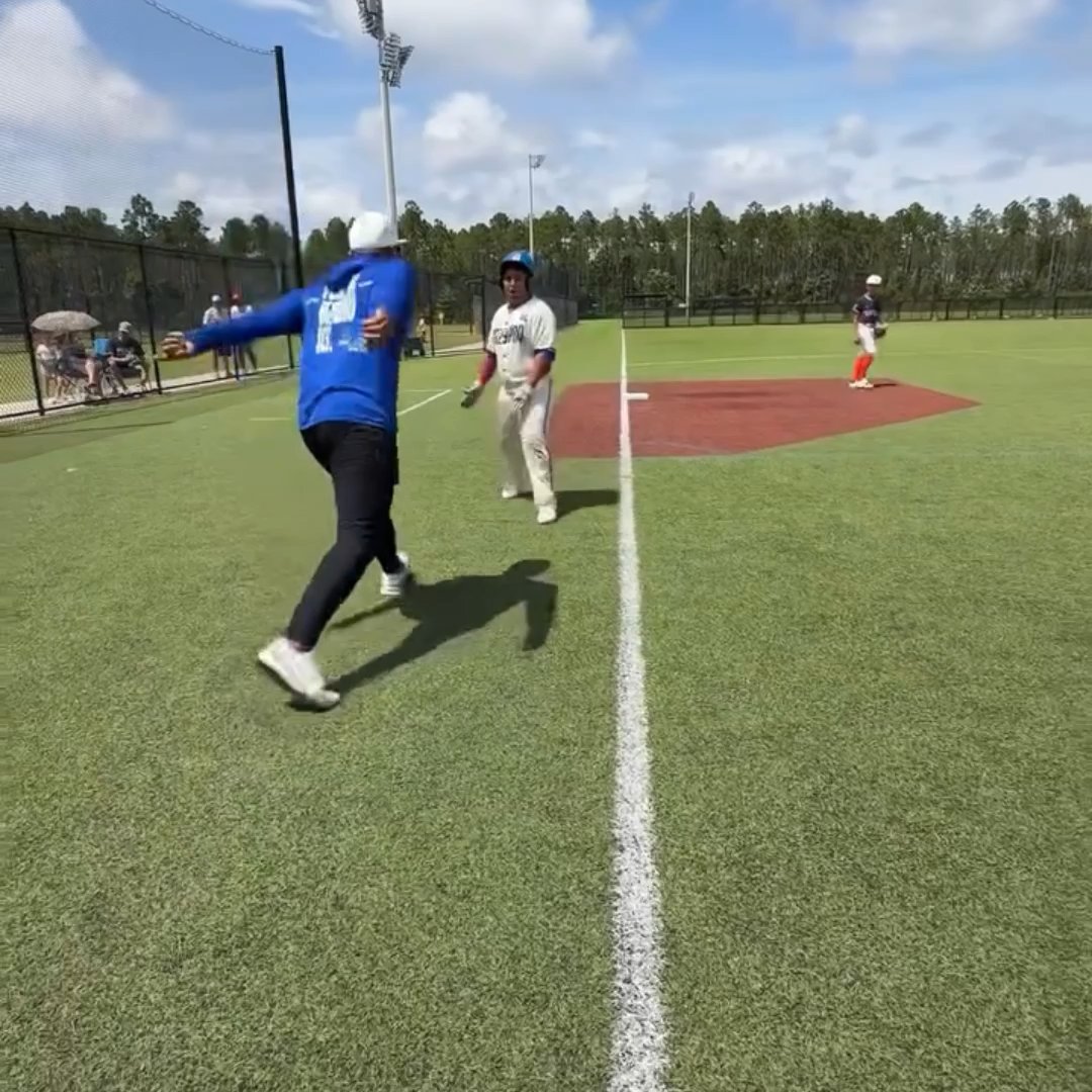 Is this the craziest home run celebration of all time? 😳
